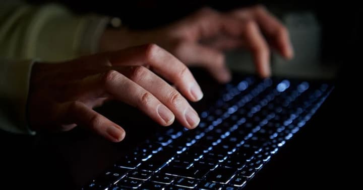 Chaos on the eve of elections: websites of Polish politicians attacked by pro-Russian hackers