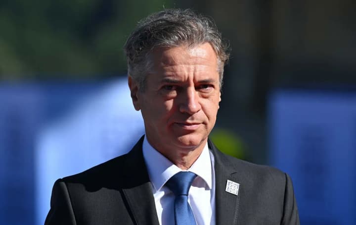 The Prime Minister of Slovenia proposes to expand the definition of defense spending in order to meet NATO requirements