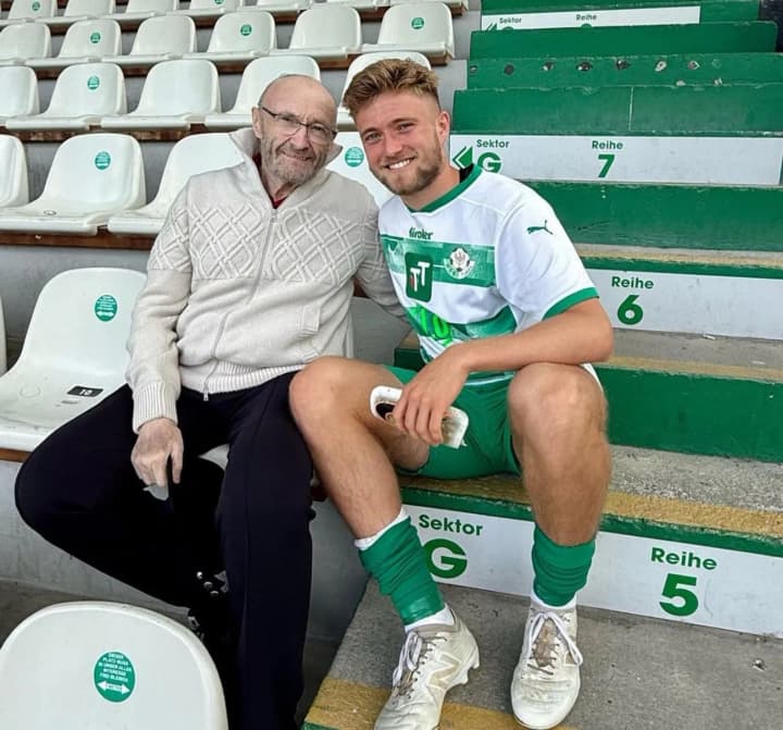 Phil Collins' son shared a rare photo with his father: details