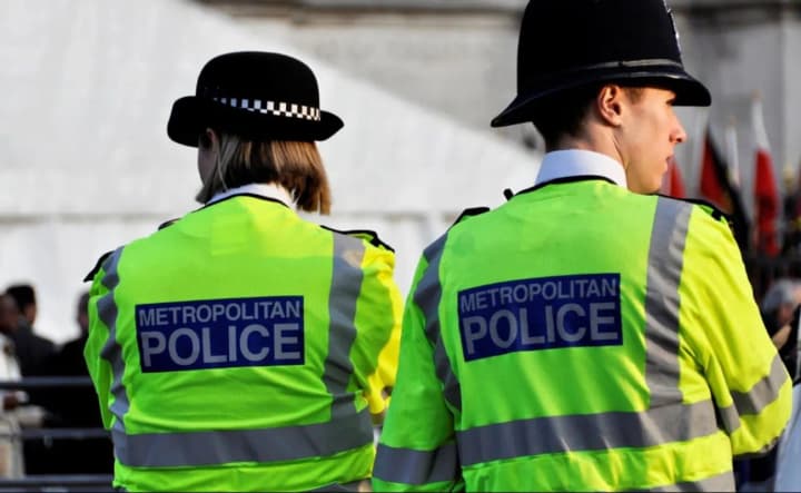 Британська поліція заарештувала третього чоловіка, підозрюваного у пожежі в будинку прем'єр-міністра Стармера