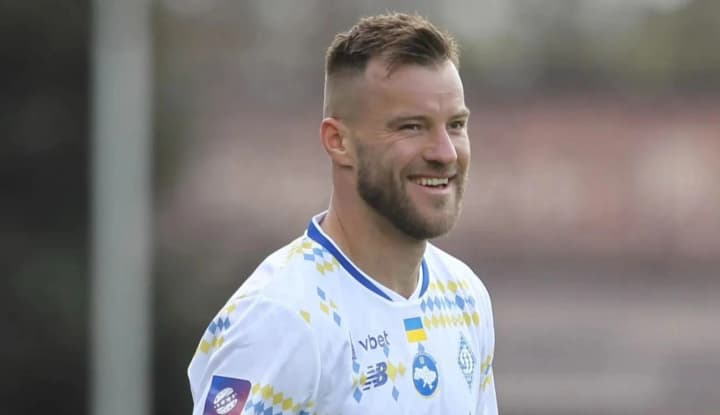 Dynamo winger Yarmolenko stays at the club: new contract for another year