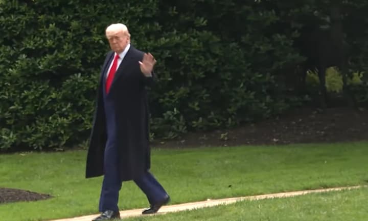 At Trump's crypto evening: tuxedos, luxury cars, and a former NBA star