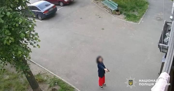 A woman staged a shooting near a residential building in Kyiv: the police are investigating the case