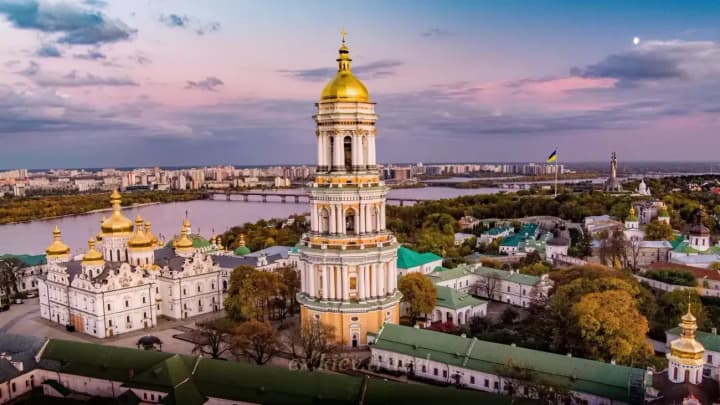 Dismissal of the Director General of the Kyiv-Pechersk Lavra Reserve Ostapenko: The Association of Museums calls on Zelensky to intervene