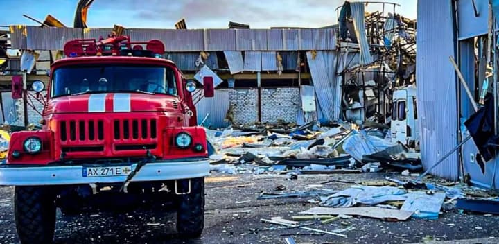 росіяни обстріляли Чугуїв: є загибла та поранені