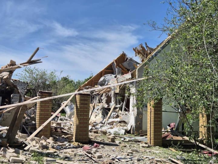 Strike on Kupyansk: FAB-500 air bomb took the lives of two women, there are wounded and destruction