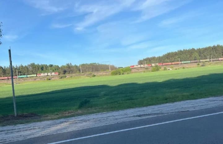 "Двіжуха" на бєлгородщині в рф: потяг підірвався на вибуховому пристрої, закладеному під рейками