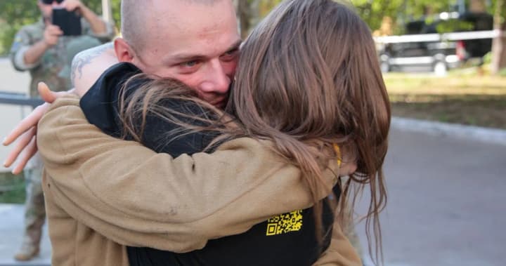 Як поводитися з воїном чи цивільним, які повернулися з полону