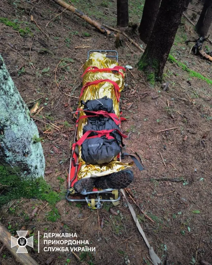 Загинули від переохолодження: тіла двох українців виявили на гірській ділянці кордону