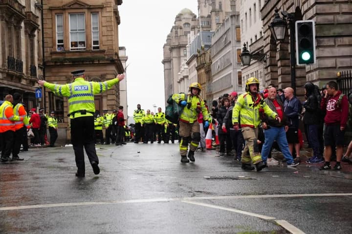 Raid on Liverpool fans: police detain 53-year-old Briton
