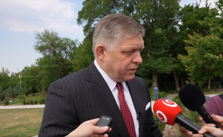 "Slovakia does not need lecturing": Fico responded to Merz's threats of consequences for deviating from the EU course
