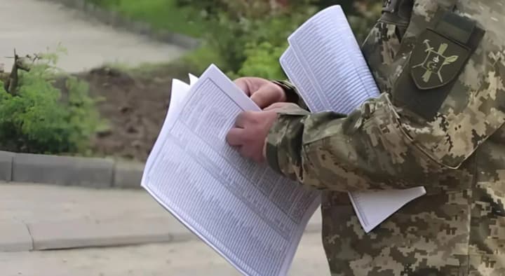 На Львівщині побили військового: нападникам загрожує до 4 років ув’язнення