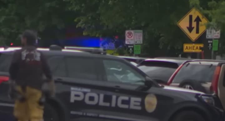 In the US, a man attacked a crowd with firebombs, 6 people were injured