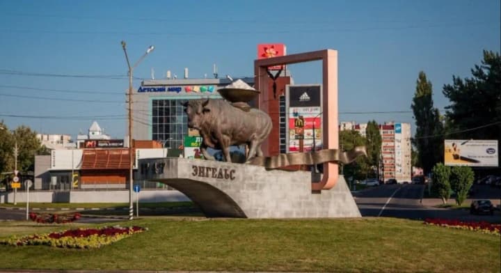 У низці областей рф, зокрема у місті енгельс, обмежили мобільний інтернет "через загрозу дронів"