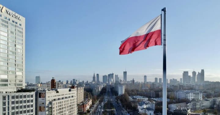 Colliers: Nawrocki's Victory Will Not Affect the Polish Economy, but There Are Risks