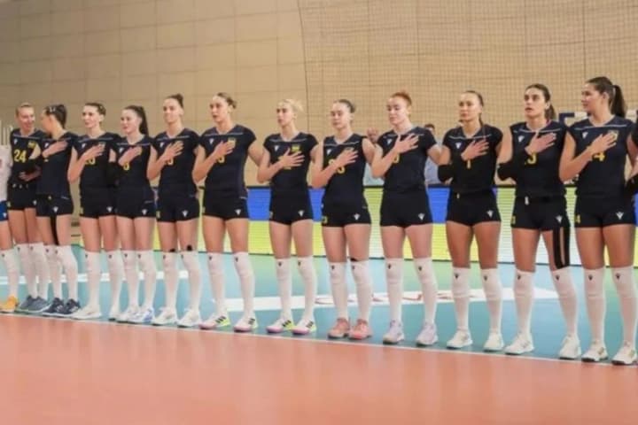 Украинские волейболистки с двух побед стартовали в Золотой Евролиге-2025