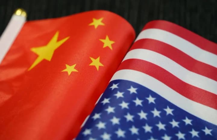 Трамп стремится к разговору с Си, но в Пекине осторожны после "представлений" президента США с Зеленским и Рамафосой - Politico