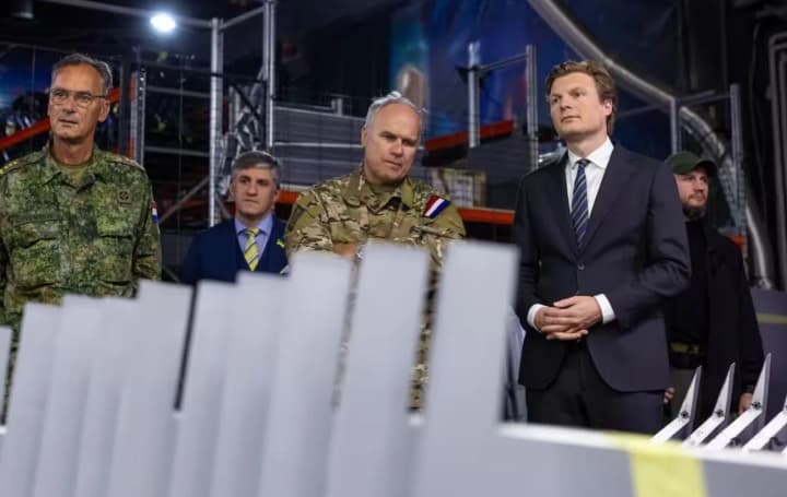 The Netherlands will support Ukraine with €400 million, including over 150 naval assets