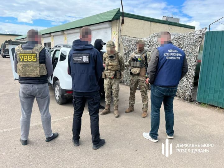 In Odesa region, a law enforcement officer for 6 thousand dollars was smuggling evaders to Transnistria
