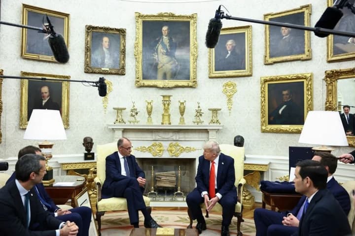 Трамп про впроваження санцій проти рф: будемо "дуже жорсткими" у разі затягування війни в Україні