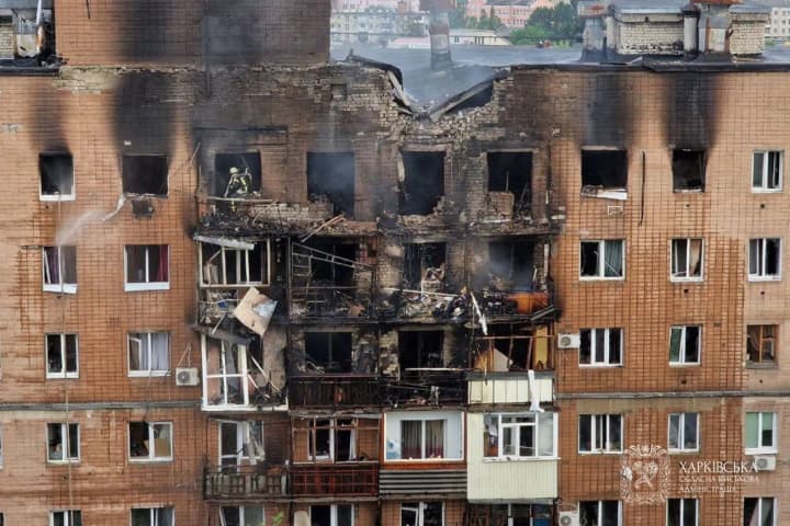 Ворожий удар по Харкову: 3 загиблих, 17 постраждалих, серед них діти