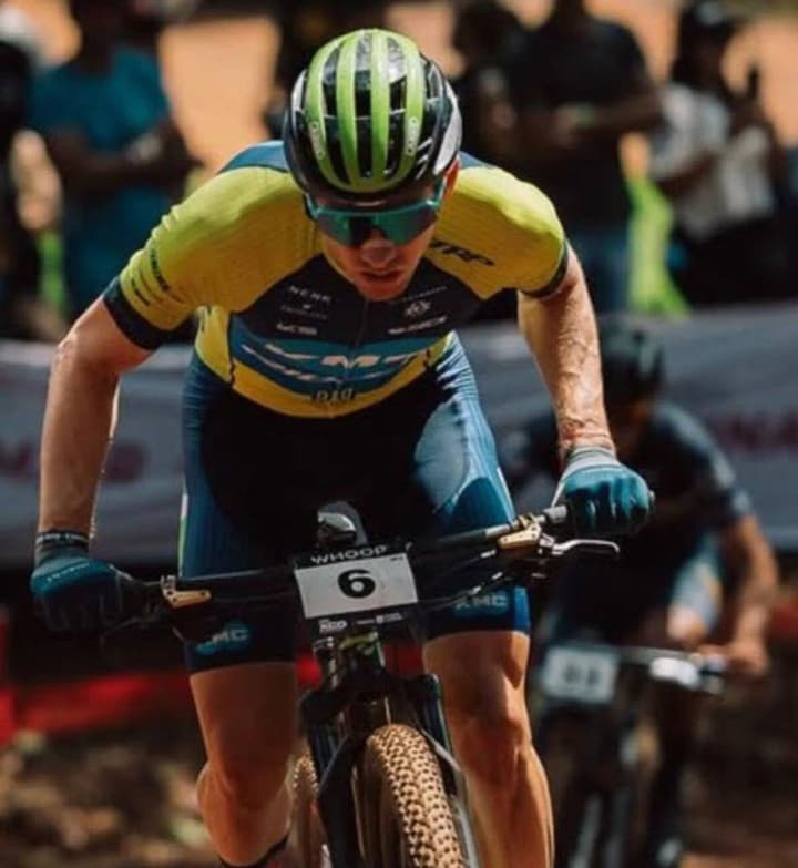 Александр Гудима завоевал серебро на Кубке мира по маунтенбайку в Австрии