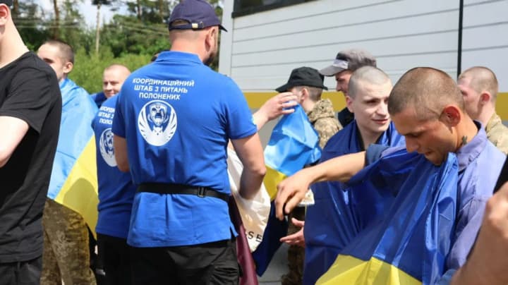 Prisoner exchange: Ombudsman Lubinets showed an emotional video of the return of soldiers

