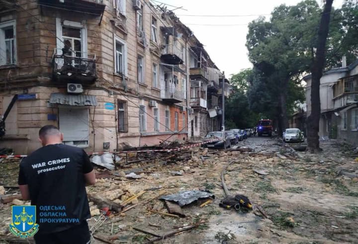 Нічна атака рф на Одесу забрала життя двох людей, 9 поранених: показали наслідки