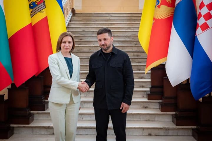 росія хоче відірвати Молдову від ЄС і обернути її проти України - Санду