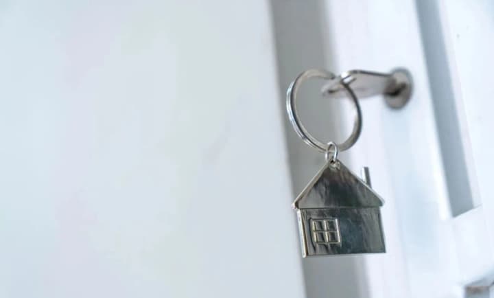 У Закарпатській та Львівській областях – найдорожча оренда житла в Україні