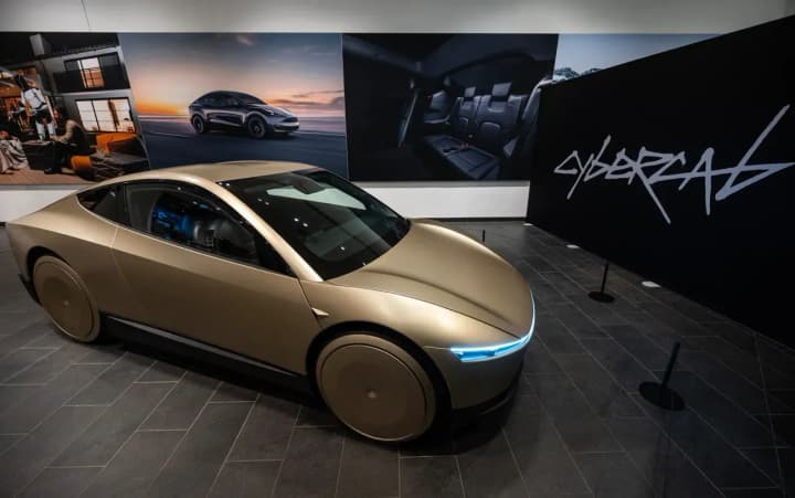 США спростили правила для запуску безпілотних роботаксі Tesla