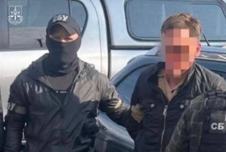 У Києві викрили шахраїв, які вимагали $200 тисяч за безкоштовні РЕБ для ЗСУ