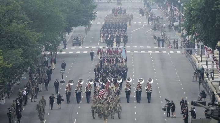 В день рождения Трампа в Вашингтоне состоялся парад к 250-летию Армии США