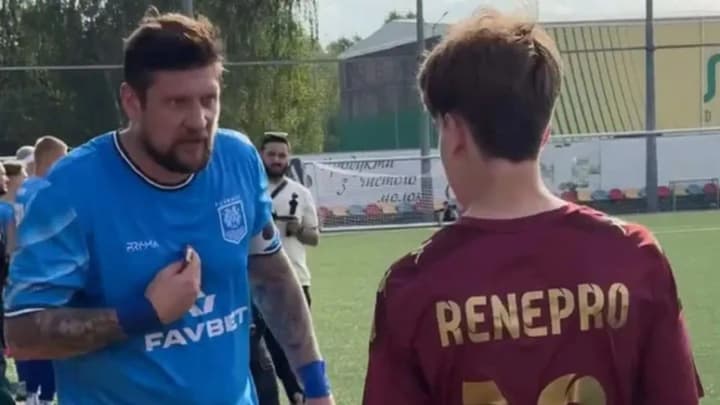 Мовний скандал в медіафутболі: юнака відрахували з команди за зауваження Селезньову через російську мову