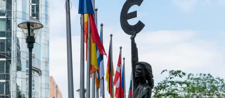 МВФ: Європа на межі стагнації через геополітичні загрози та слабкі інвестиції