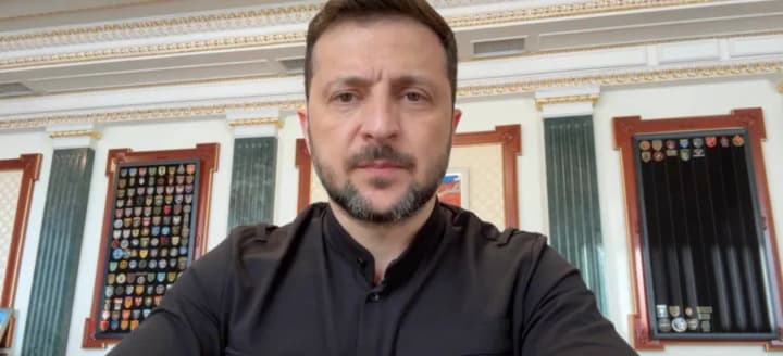 russian economy is already degrading, let's support this process even more - Zelenskyy
