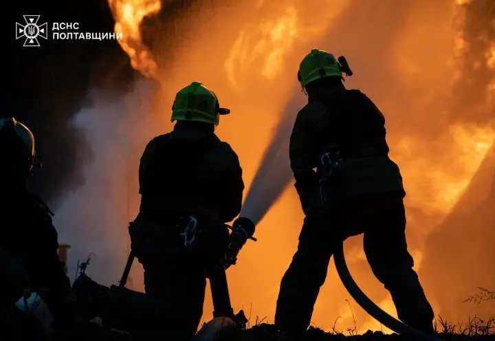 После ночной атаки рф на Кременчуг находят опасные кассетные боеприпасы: показали последствия