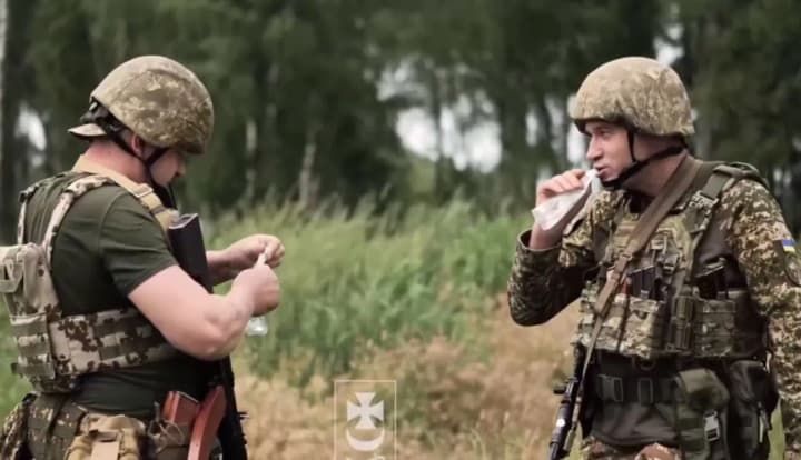 The National Guard introduced the bottling of drinking water for fighters into flexible pouches: how it works