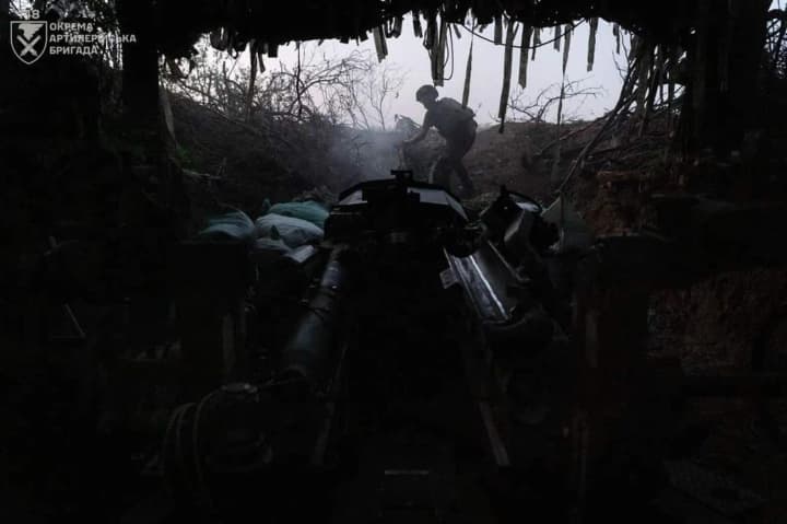 Almost half of the battles on the front are concentrated in two directions - General Staff