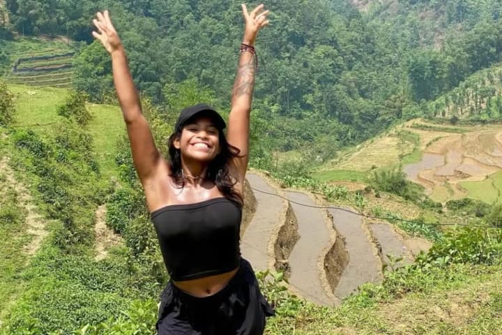 В Індонезії знайшли мертвою бразильську туристку, яка зірвалась з вулкана Рінджані