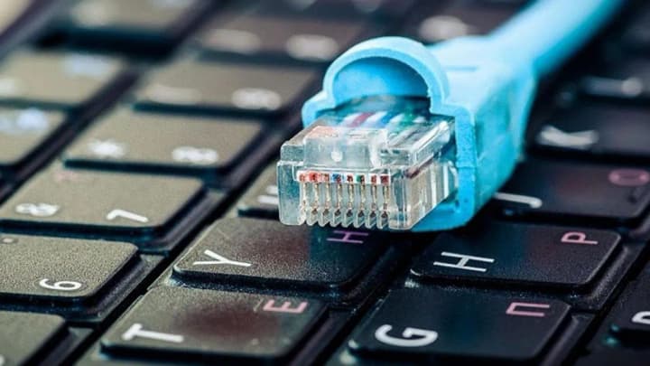 В Иране интернет возвращается к своему "предыдущему состоянию" - министр связи