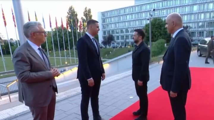 Зеленський прибув до Палацу Європи у Страсбурзі: очікується підписання угоди про створення Спецтрибуналу 