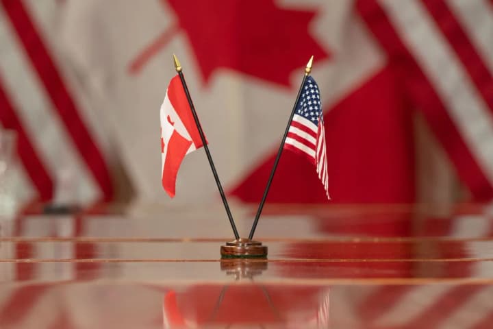 Канада скасувала податок для техгігантів задля відновлення торгових переговорів з Трампом