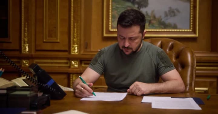 Зеленський підписав документи для створення спецтрибуналу щодо злочину агресії росії проти України