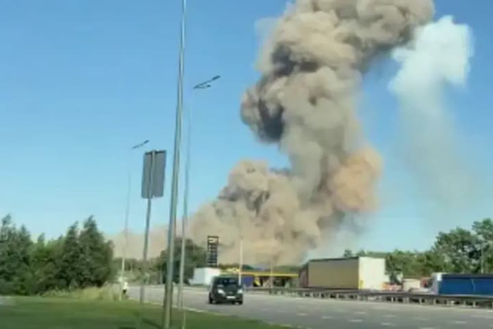 Вибухи на Житомирщині: як отримати допомогу постраждалим