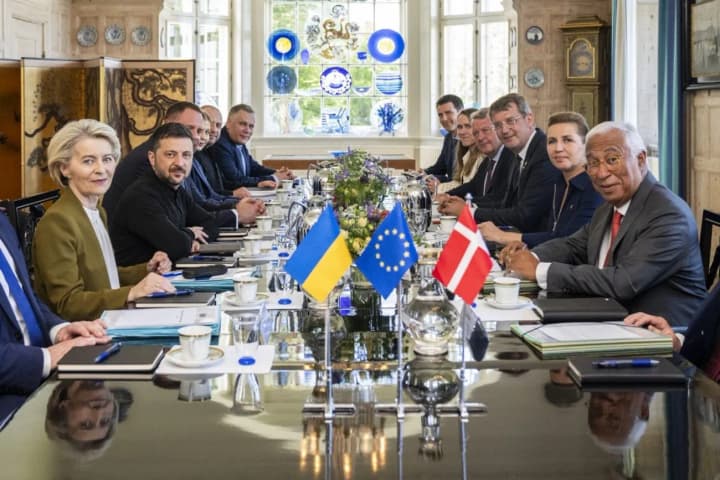 Зеленський провів спільну зустріч із прем’єркою Данії, президентом Євроради та президенткою Єврокомісії: найважливіше