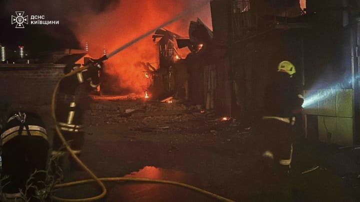 На Київщині після ворожого удару повітря у нормі, у Броварах - незначні відхилення