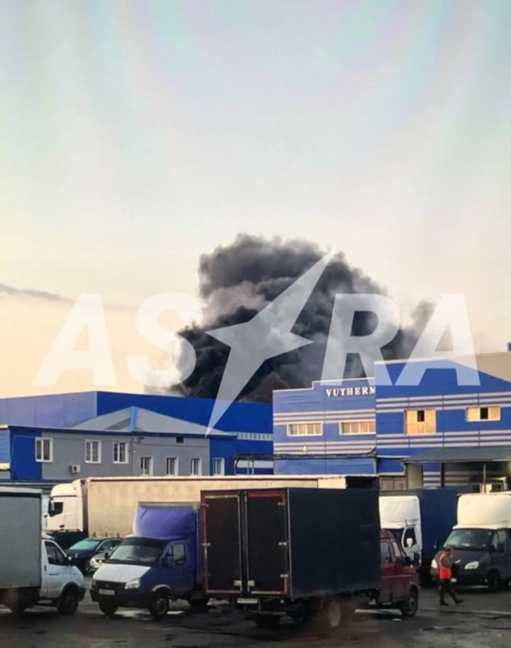 У рф заявили про атаку дронів на чебоксарський завод "ВНДІР": підтвердили пошкодження