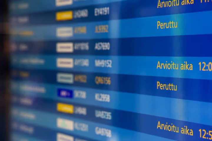 Finnair скасувала сотню рейсів: зачепило понад 7 тисяч пасажирів