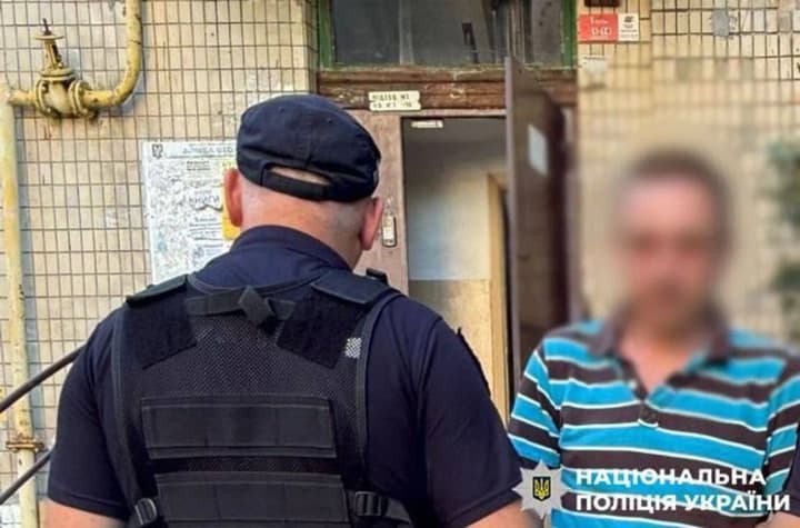 Киянин отримав підозру за запуск напідпитку феєрверка з балкона: пояснював сімейним святом